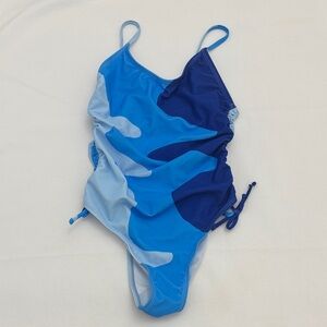 SHEIN Kids Ocean Wave Bodysuit